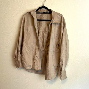 Beautiful light weight comfy jacket from Zara. Size S